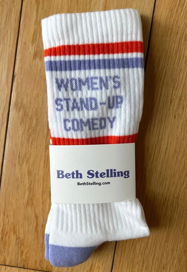 Women’s Stand-up Comedy crew socks in lilac and lava